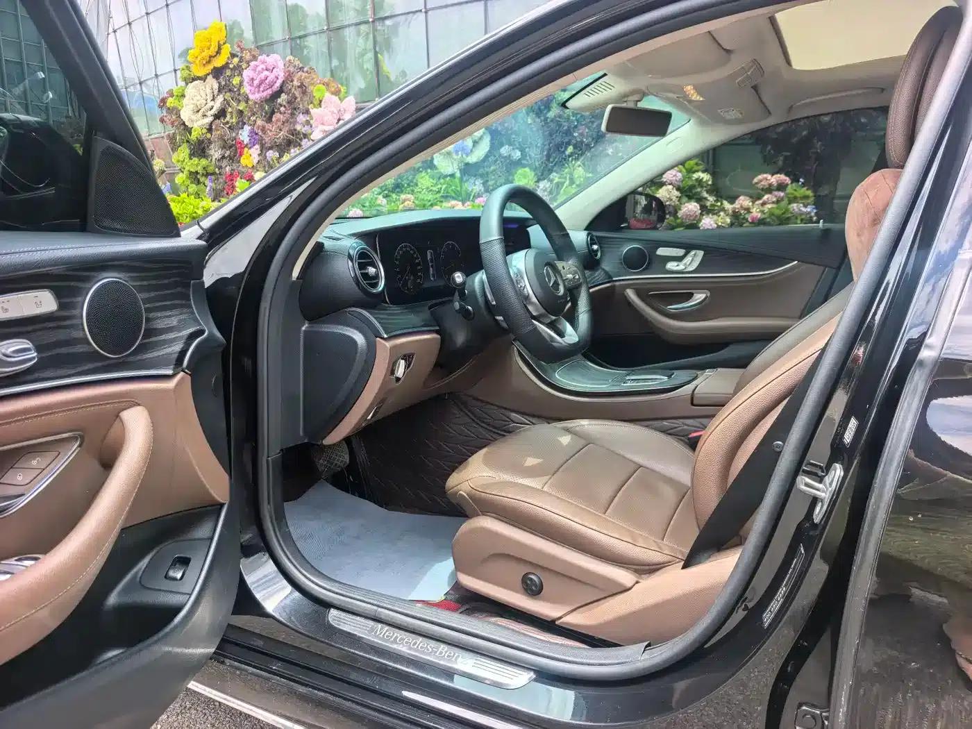Mercedes-Benz E-Class 2019 Facelift E 300 L Sport Style — миниатюра 4