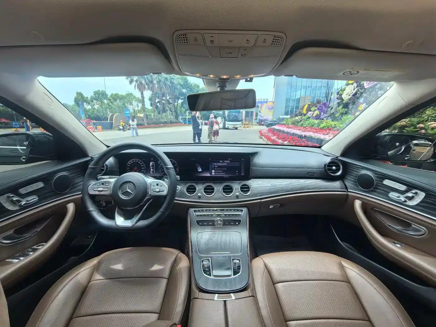 Mercedes-Benz E-Class 2019 Facelift E 300 L Sport Style — миниатюра 5