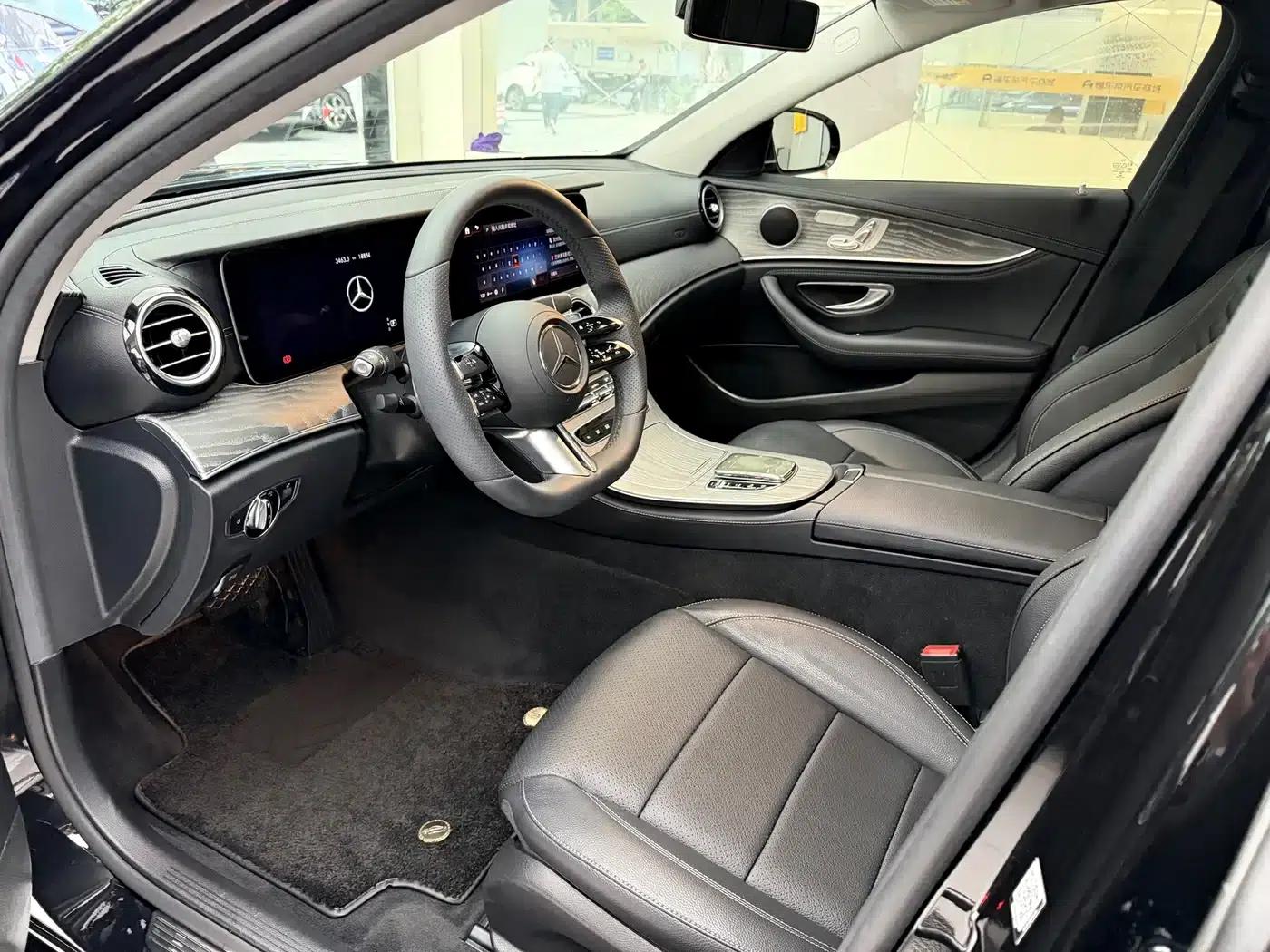 Mercedes-Benz E-Class 2022 E 300 L Sport Style — миниатюра 16