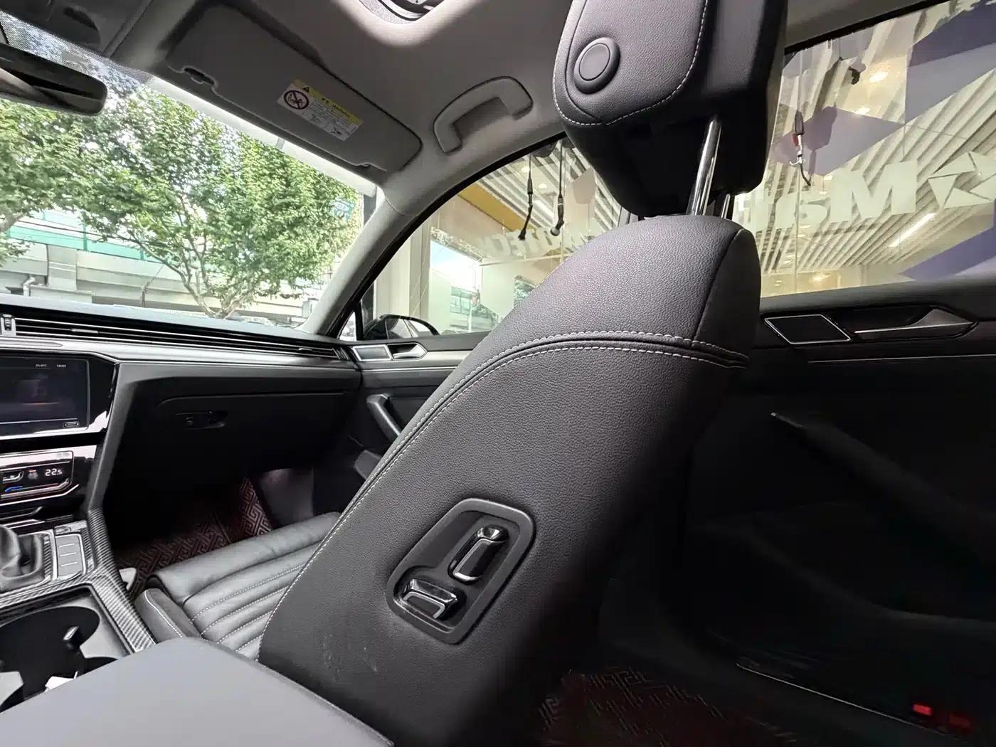 Mercedes-Benz E-Class 2022 E 300 L Sport Style — миниатюра 6