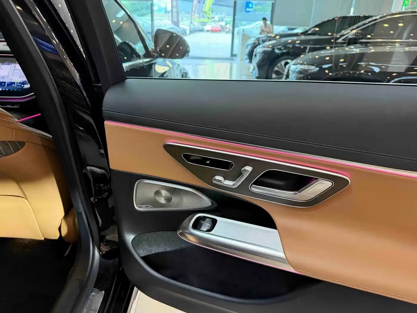 2024 Mercedes-Benz E-Class E 300 L Luxury — миниатюра 17