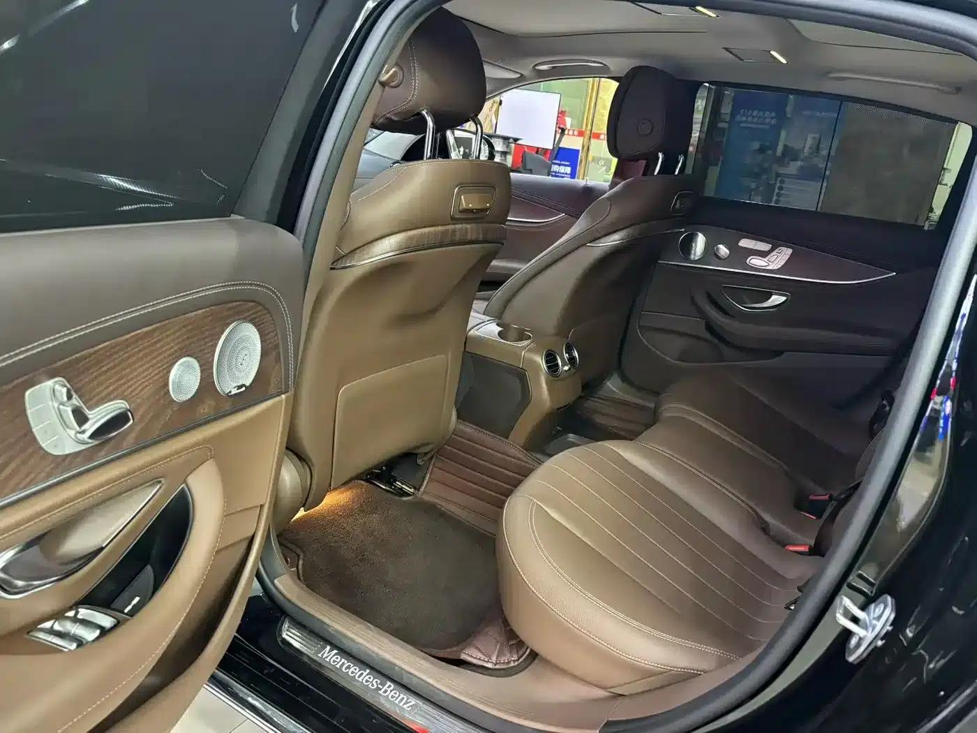 2019 Mercedes-Benz E-Class E 300 L Luxury — миниатюра 5