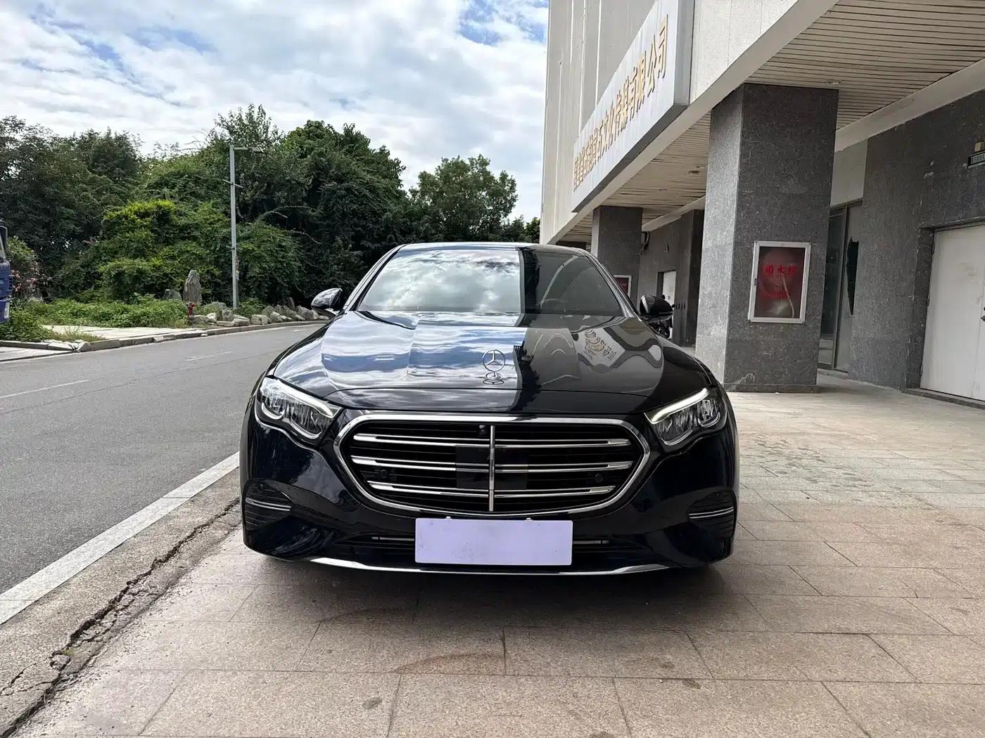 Mercedes-Benz E-Class 2024 E 300 L Fashion Edition — миниатюра 2