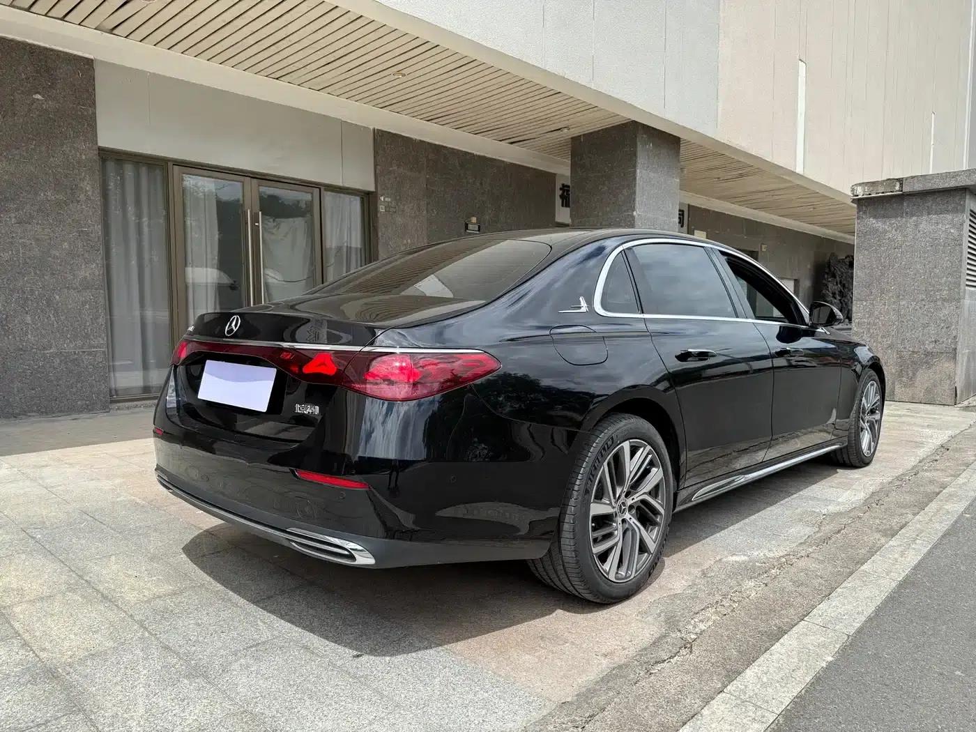 Mercedes-Benz E-Class 2024 E 300 L Fashion Edition — миниатюра 8