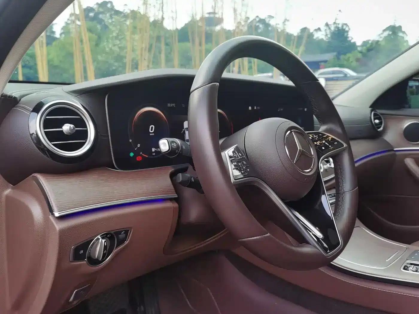 Mercedes-Benz E-Class 2023 Facelift E 300 L Fashion Model — миниатюра 15