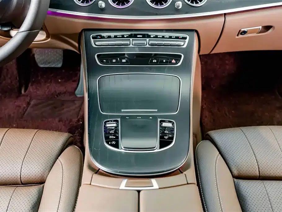 Mercedes-Benz E-Class 2022 Facelift E 300 L Luxury — миниатюра 14
