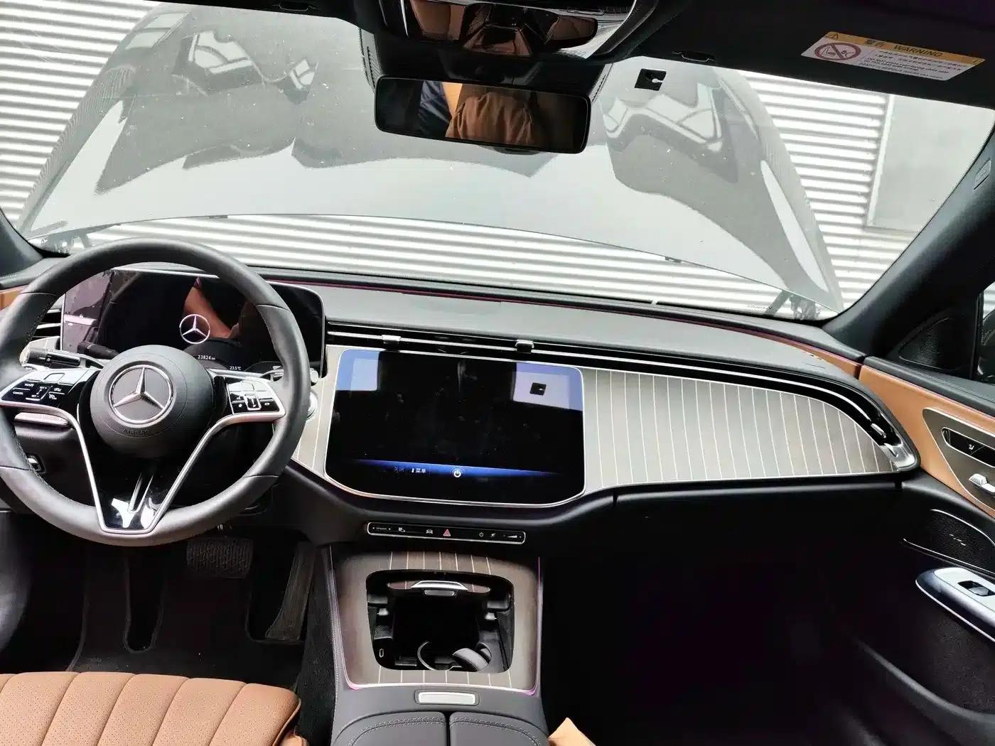Mercedes-Benz E-Class 2024 Facelift E 300 L Fashion Model — миниатюра 9
