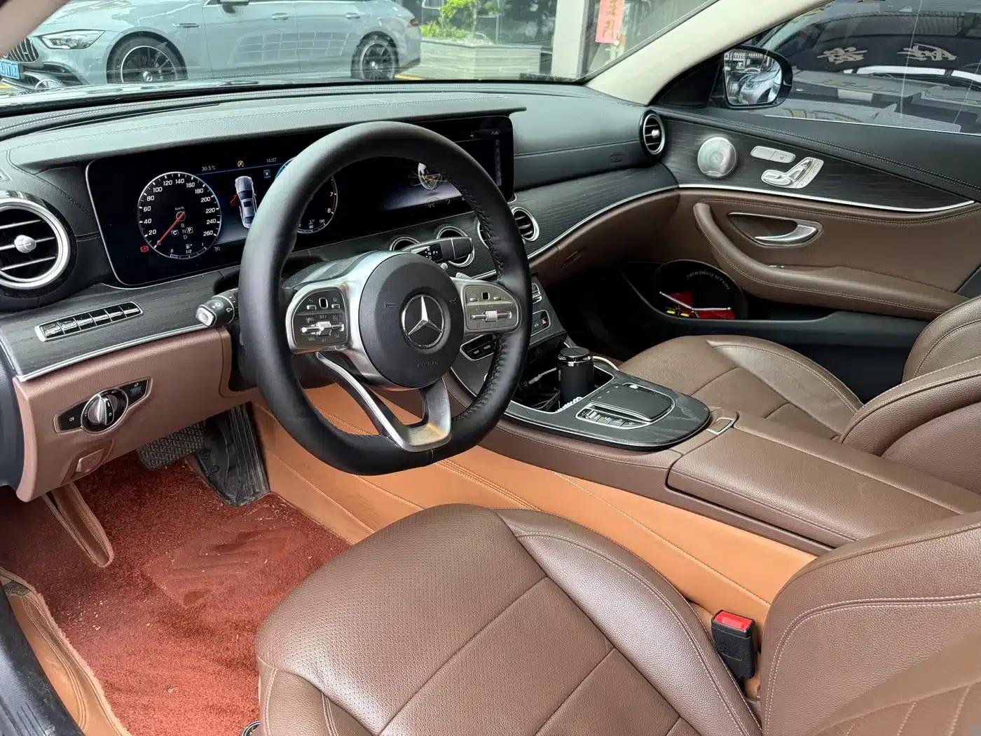 Mercedes-Benz E-Class 2020 Facelift E 300 L Special Edition — миниатюра 3