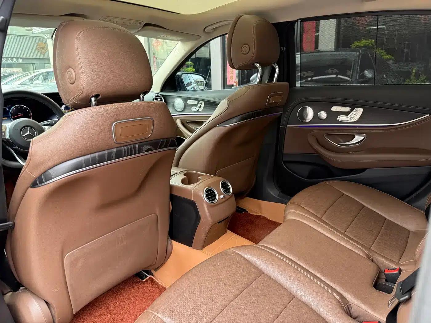 Mercedes-Benz E-Class 2020 Facelift E 300 L Special Edition — миниатюра 4