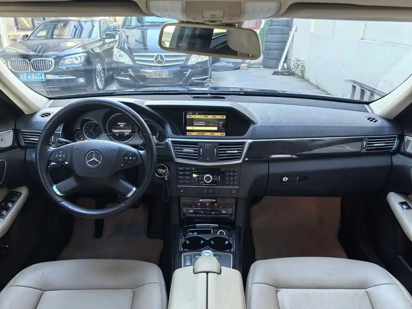 Mercedes-Benz E-Class 2013 E 260 L CGI Fashion Edition — миниатюра 8
