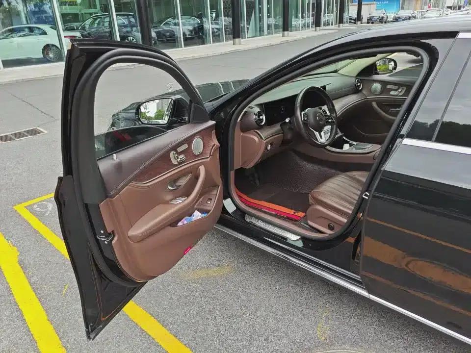 Mercedes-Benz E-Class 2020 Facelift E 300 L Special Edition — миниатюра 2