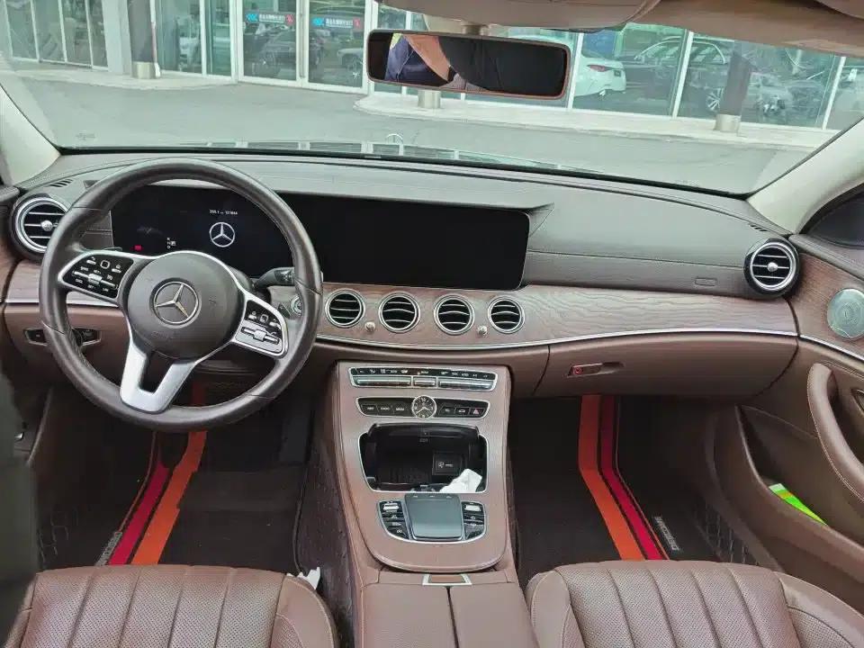 Mercedes-Benz E-Class 2020 Facelift E 300 L Special Edition — миниатюра 3