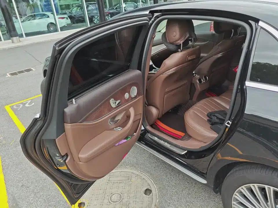 Mercedes-Benz E-Class 2020 Facelift E 300 L Special Edition — миниатюра 4