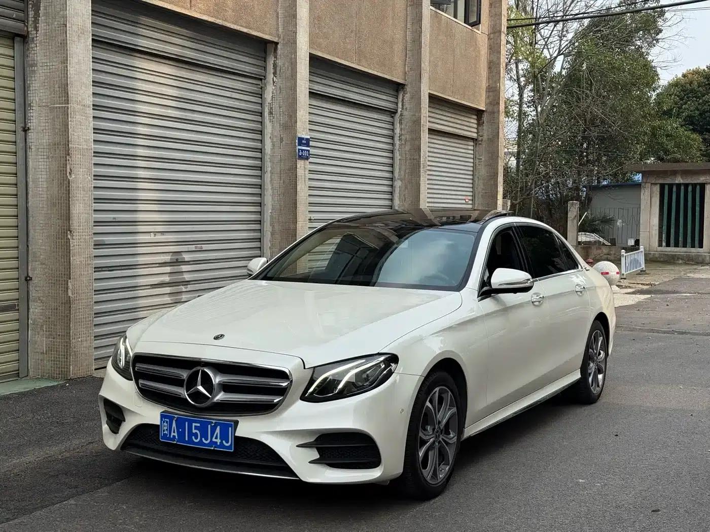 Mercedes-Benz E-Class 2020 E 300 L Sport Style — миниатюра 1