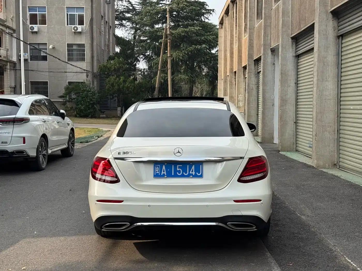 Mercedes-Benz E-Class 2020 E 300 L Sport Style — миниатюра 11