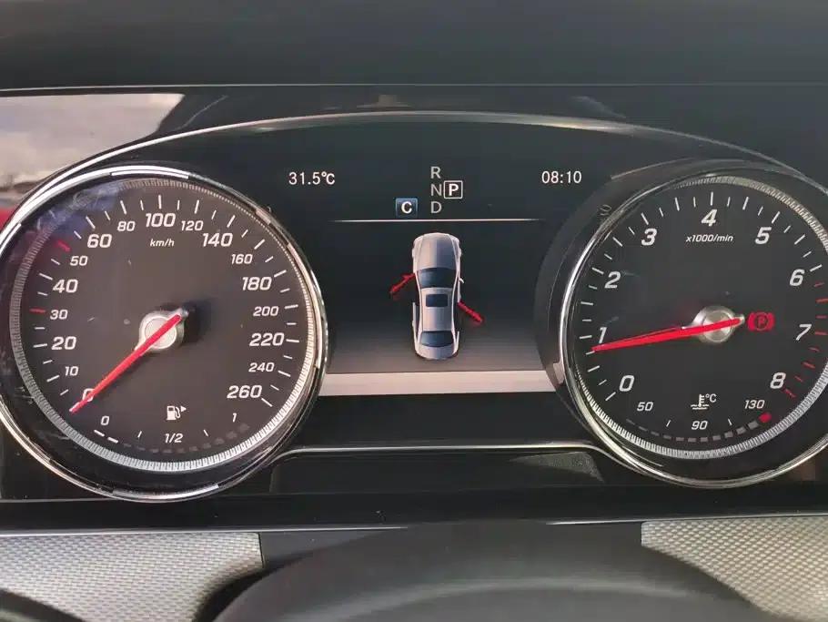 2017 Mercedes-Benz E-Class Facelift E 200 Sport 4MATIC — миниатюра 14