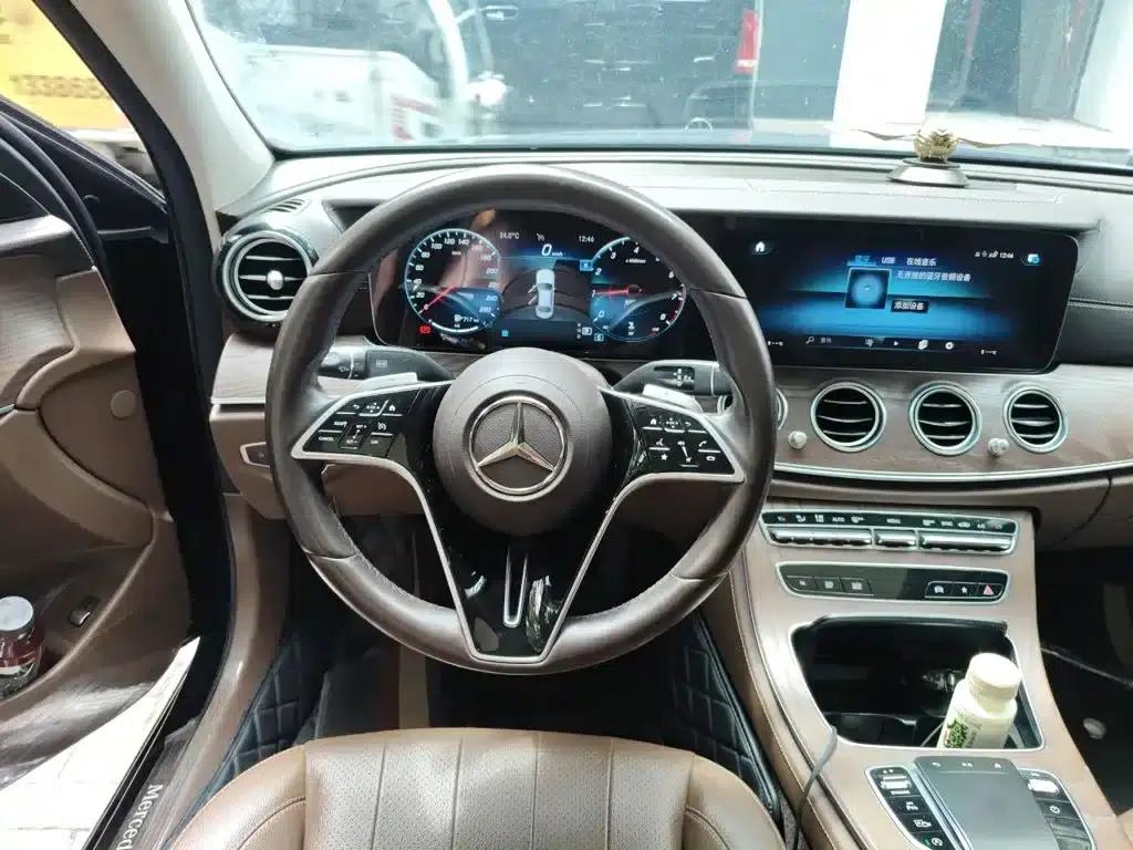 Mercedes-Benz E-Class 2022 Facelift III E 300 L Fashion Model — миниатюра 11