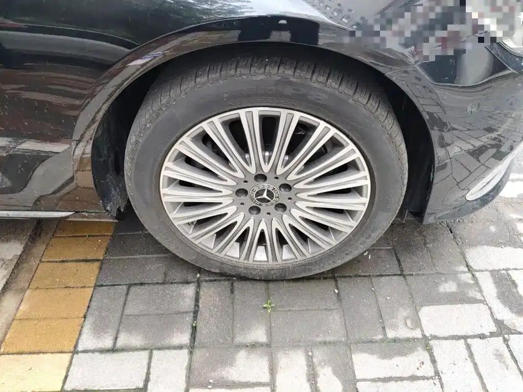 Mercedes-Benz E-Class 2022 Facelift III E 300 L Fashion Model — миниатюра 8
