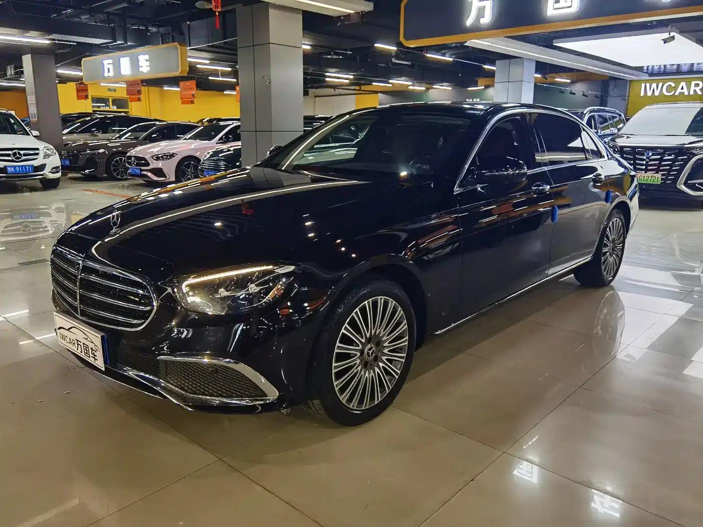 Mercedes-Benz E-Class 2023 Facelift E 300 L Luxury — миниатюра 1