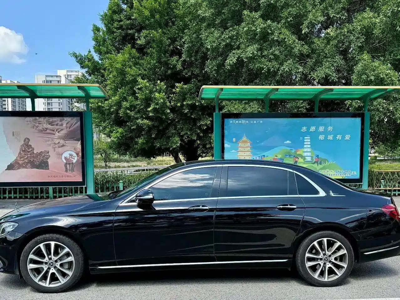 Mercedes-Benz E-Class 2019 Facelift E 300 L Fashion Model — миниатюра 5