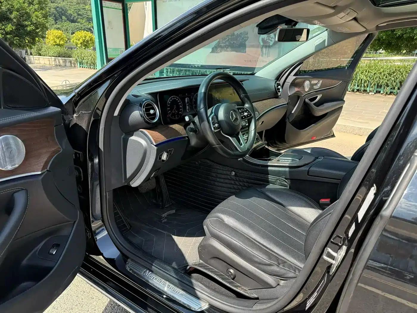 Mercedes-Benz E-Class 2019 Facelift E 300 L Fashion Model — миниатюра 6