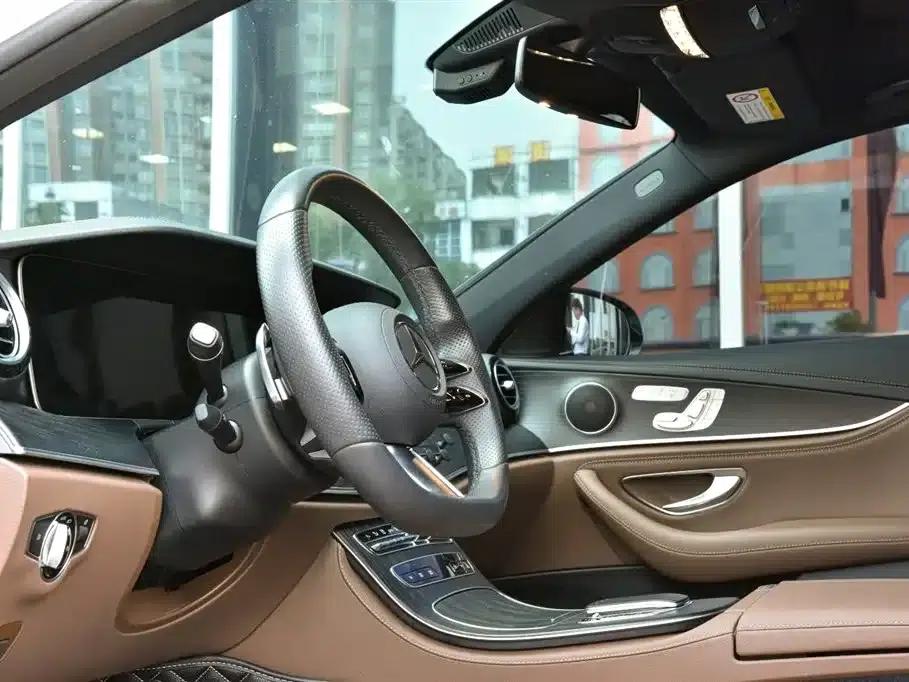 Mercedes-Benz E-Class 2022 E 300 L Sport Style — миниатюра 13