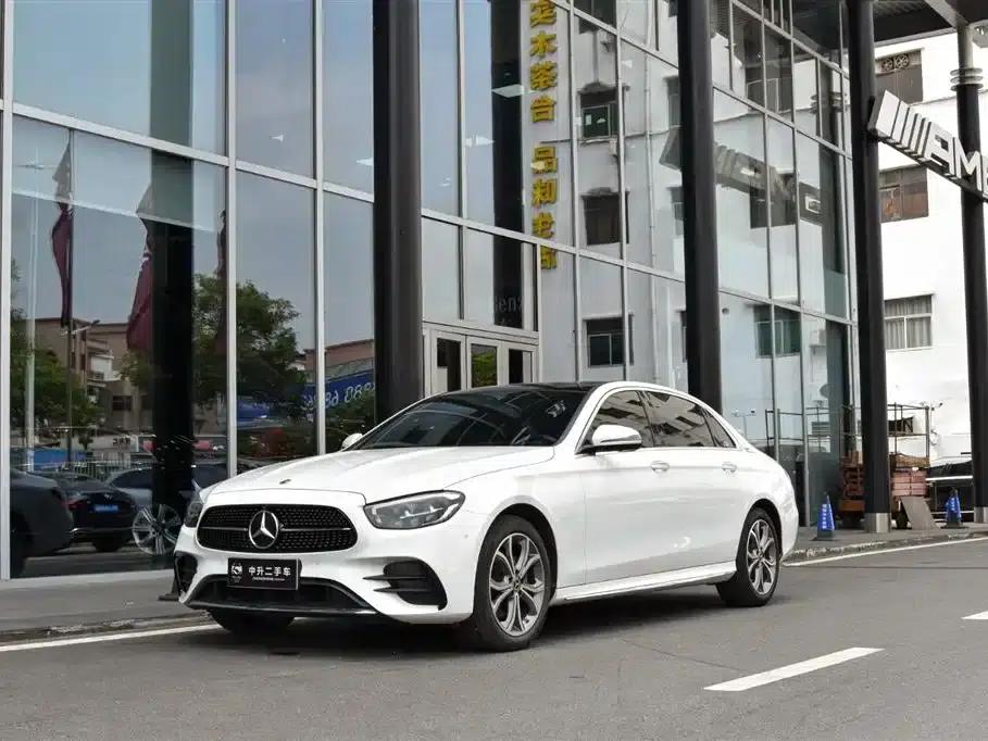 Mercedes-Benz E-Class 2022 E 300 L Sport Style — миниатюра 3