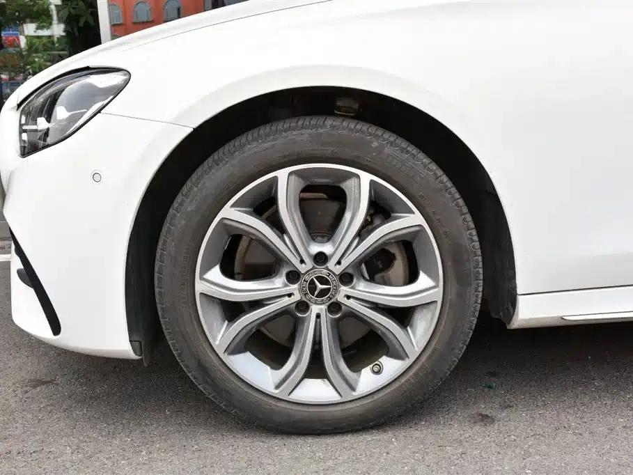 Mercedes-Benz E-Class 2022 E 300 L Sport Style — миниатюра 6