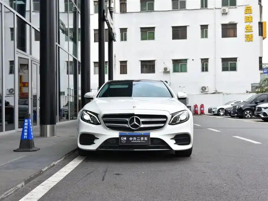 Mercedes-Benz E-Class 2020 E 300 L Sport Luxury — миниатюра 2