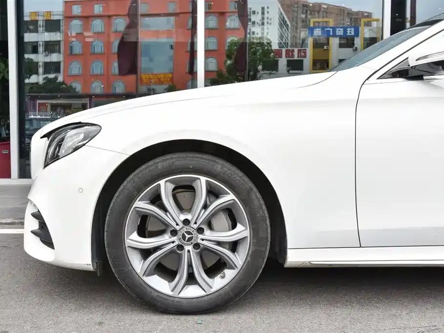 Mercedes-Benz E-Class 2020 E 300 L Sport Luxury — миниатюра 15