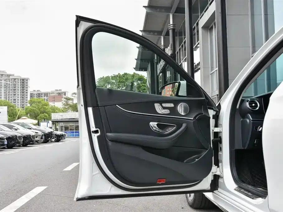 Mercedes-Benz E-Class 2020 E 300 L Sport Luxury — миниатюра 16