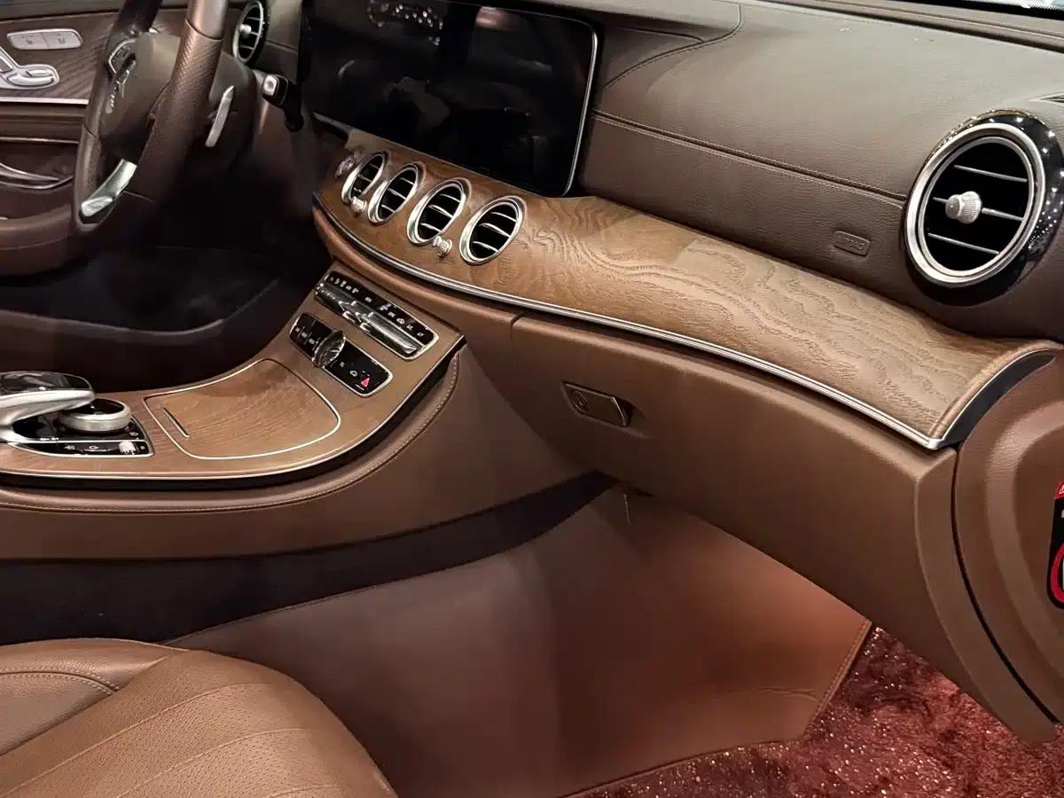 Mercedes-Benz E-Class 2018 Facelift E 300 L Fashion Model — миниатюра 10