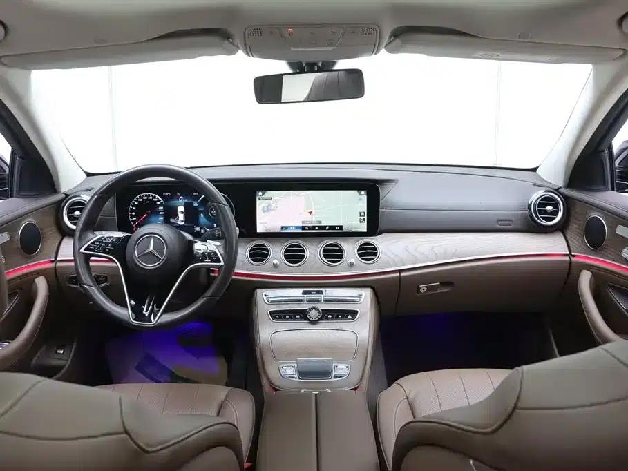 Mercedes-Benz E-Class 2021 Facelift E 300 L Fashion Model — миниатюра 22