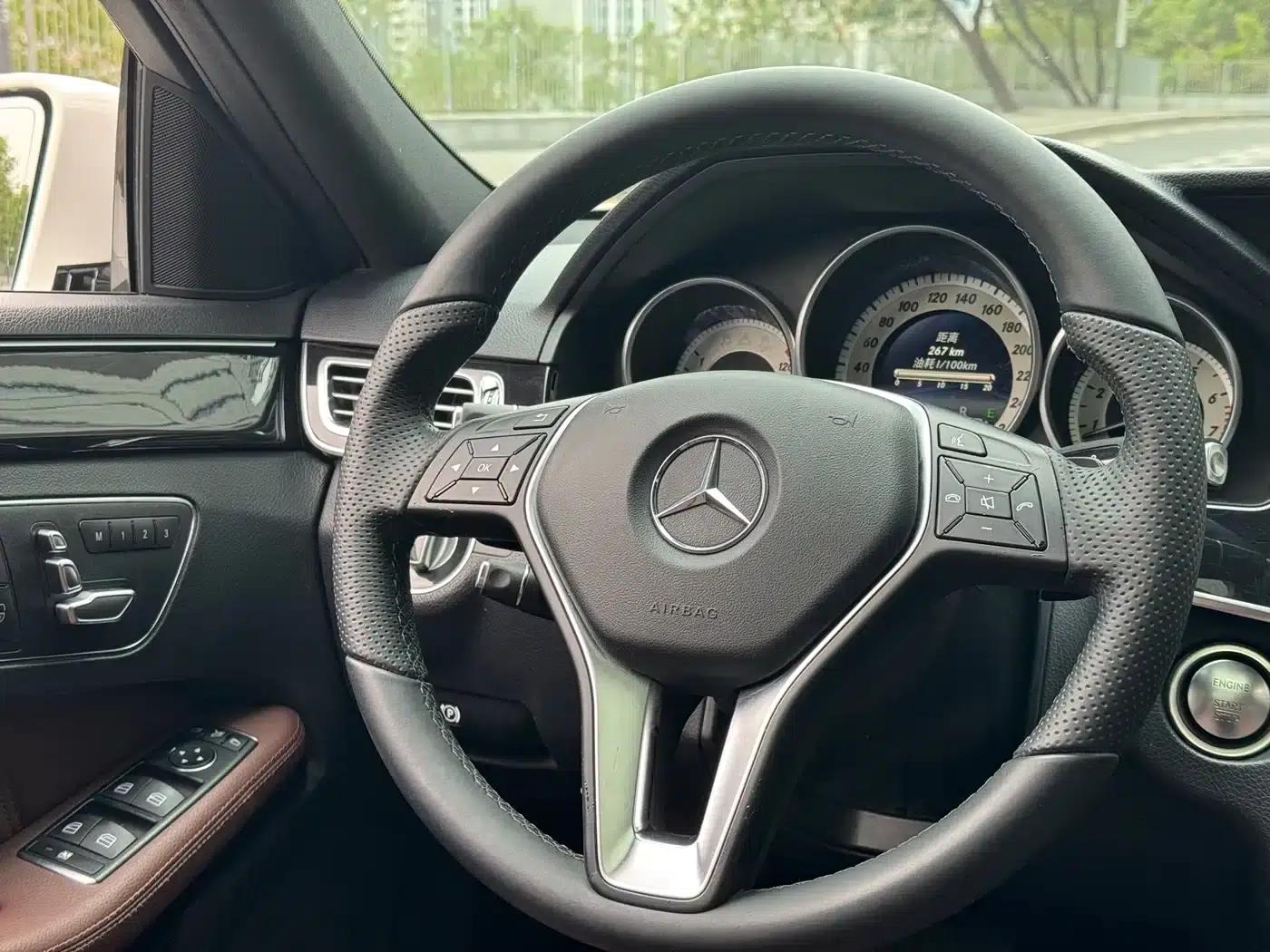 2015 Mercedes-Benz E-Class E 260 L Sport Luxury — миниатюра 7