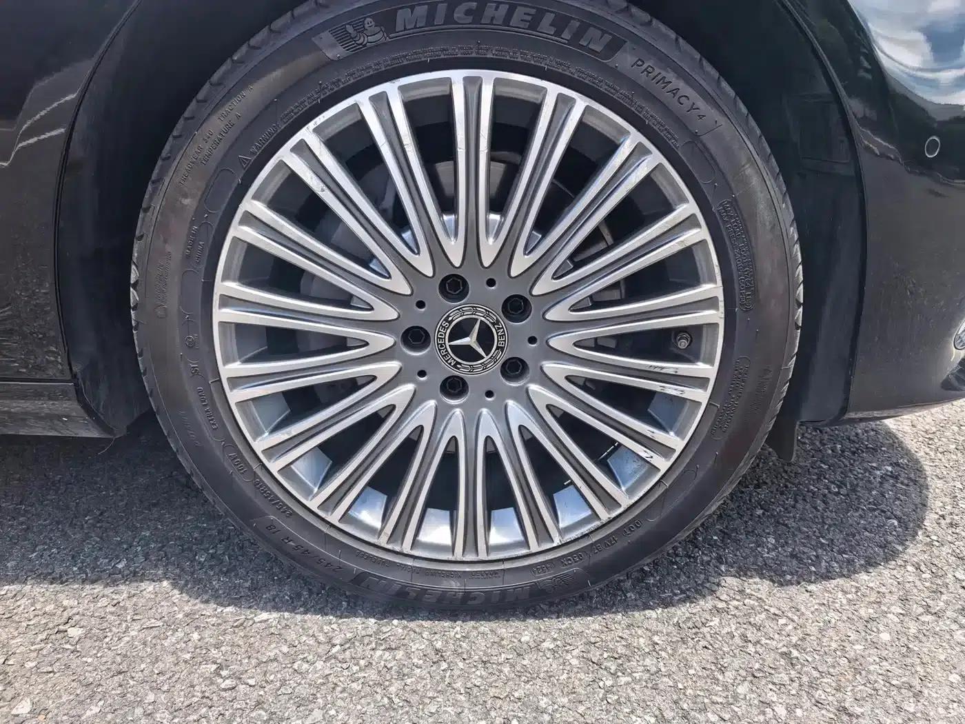 2019 Mercedes-Benz E-Class E 300 L Luxury — миниатюра 19