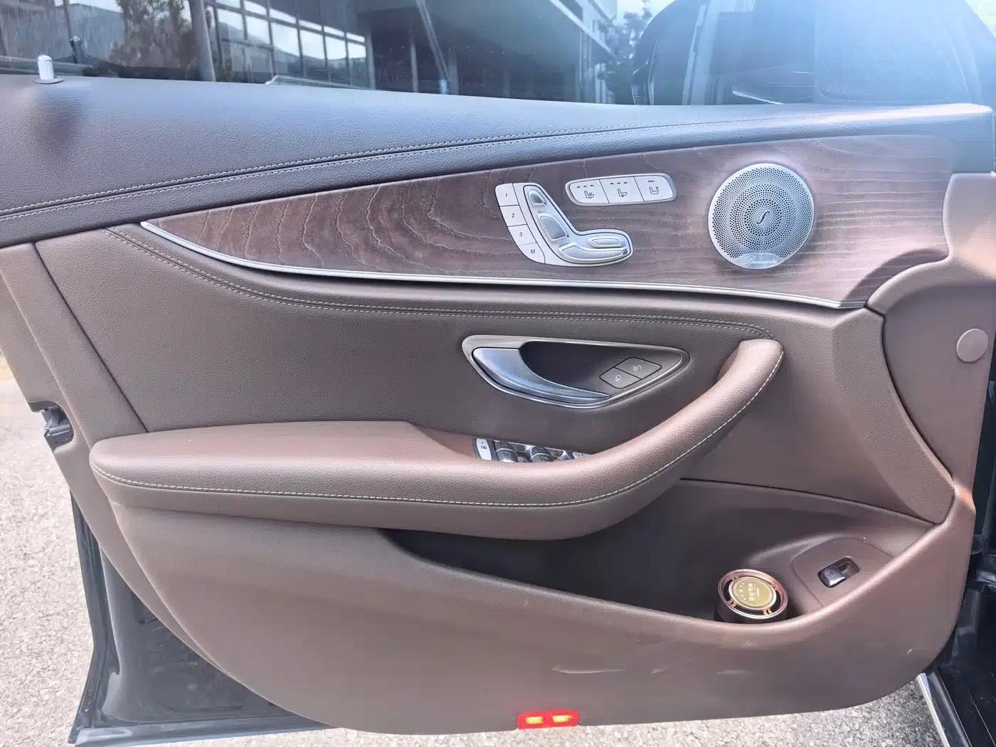2019 Mercedes-Benz E-Class E 300 L Luxury — миниатюра 7