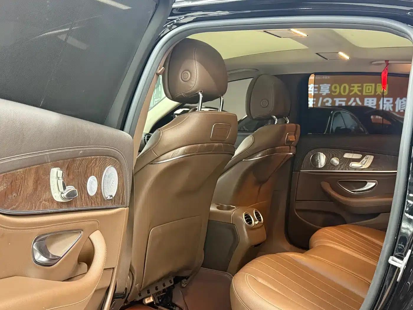 Mercedes-Benz E-Class 2019 Facelift E 300 L Luxury — миниатюра 5