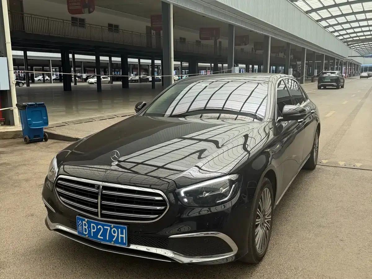 Mercedes-Benz E-Class 2022 Facelift III E 300 L Luxury — миниатюра 1
