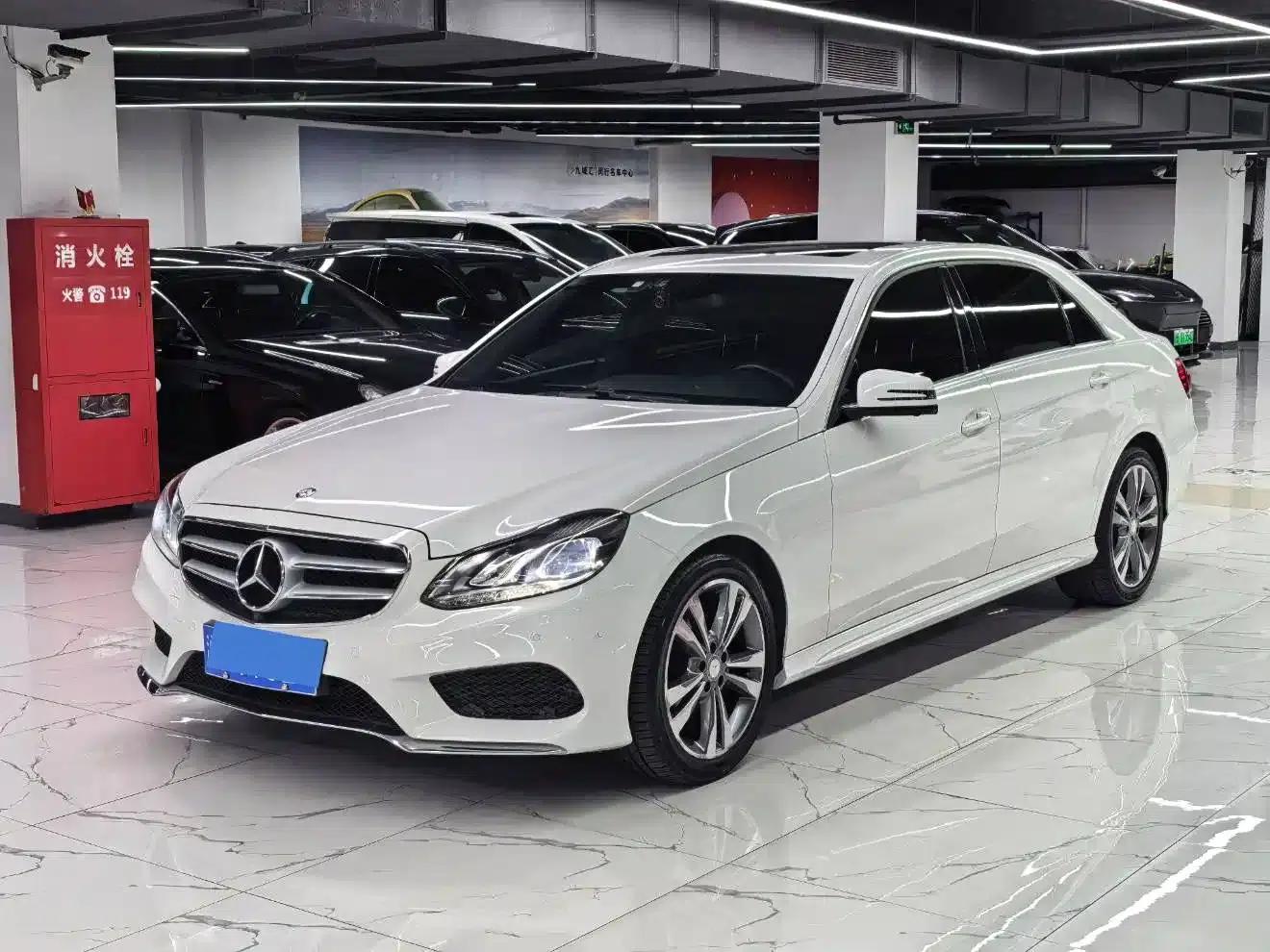 2015 Mercedes-Benz E-Class E 260 L Sport — миниатюра 1