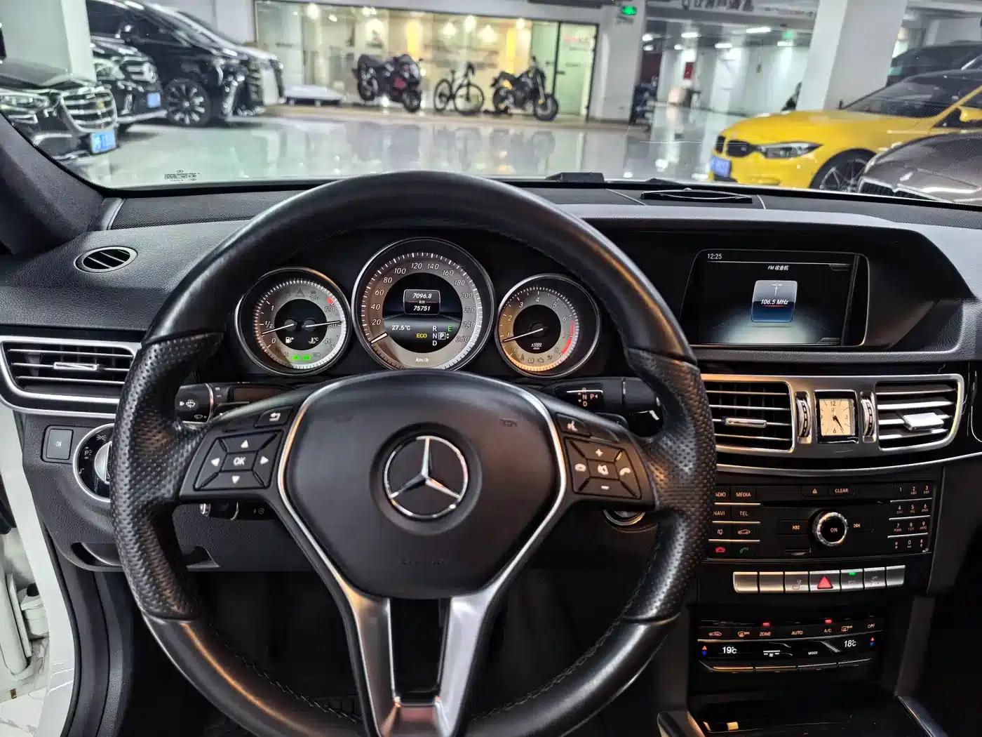 2015 Mercedes-Benz E-Class E 260 L Sport — миниатюра 15