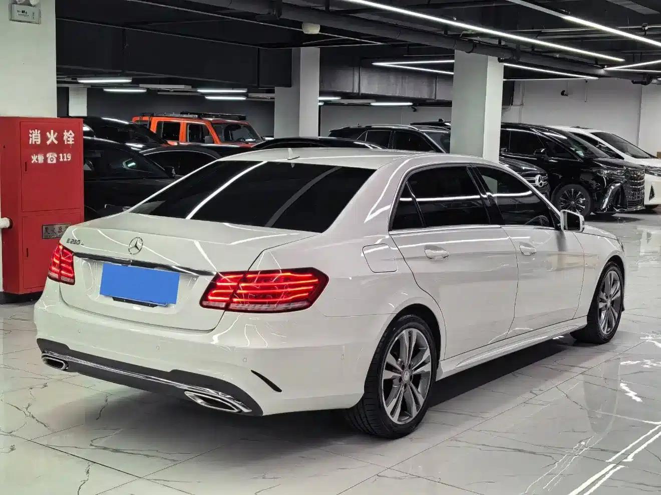 2015 Mercedes-Benz E-Class E 260 L Sport — миниатюра 5