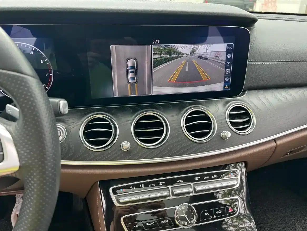 2016 Mercedes-Benz E-Class E 300 L Sport Luxury — миниатюра 6
