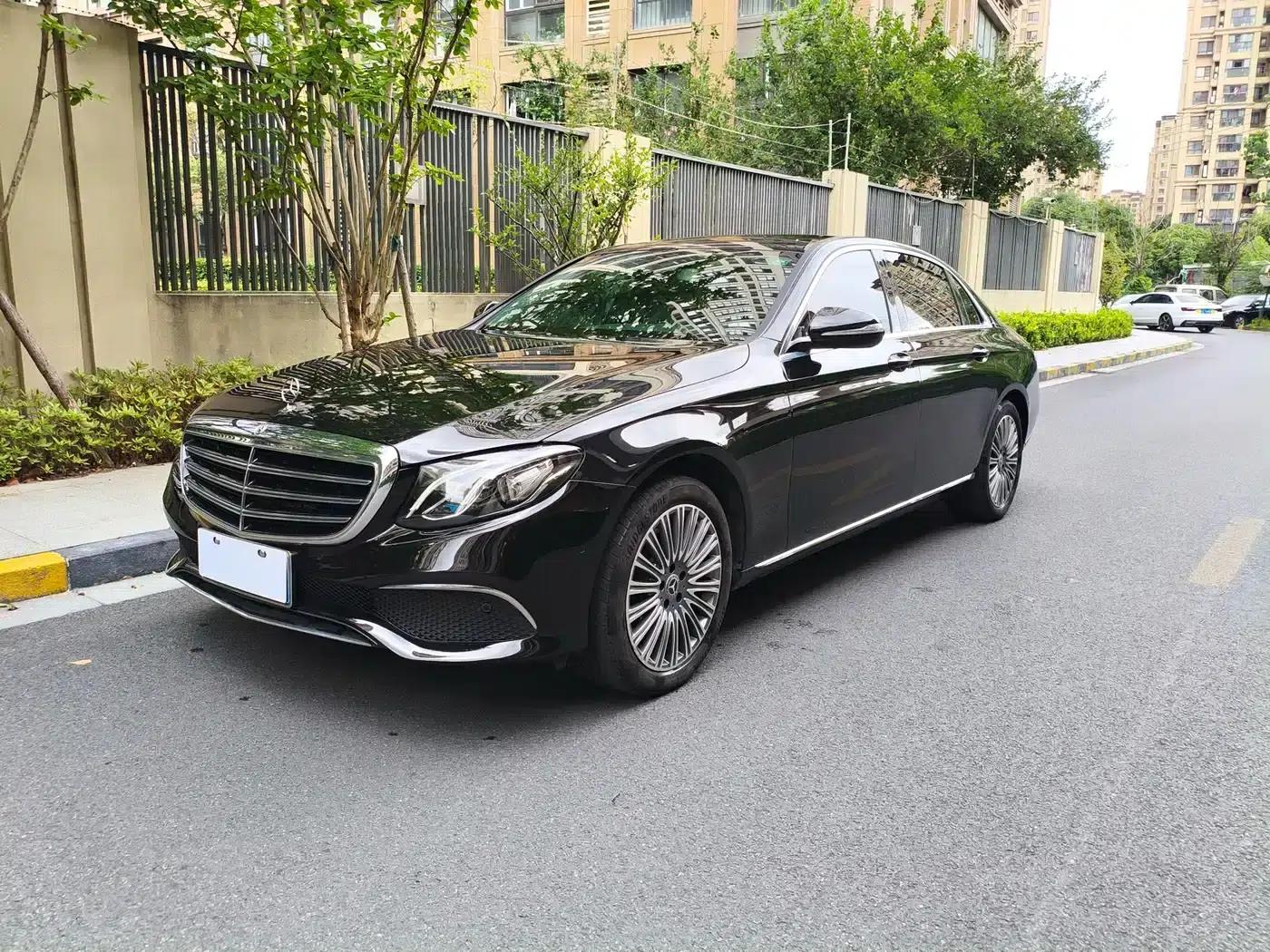 2019 Mercedes-Benz E-Class E 260 L — миниатюра 1