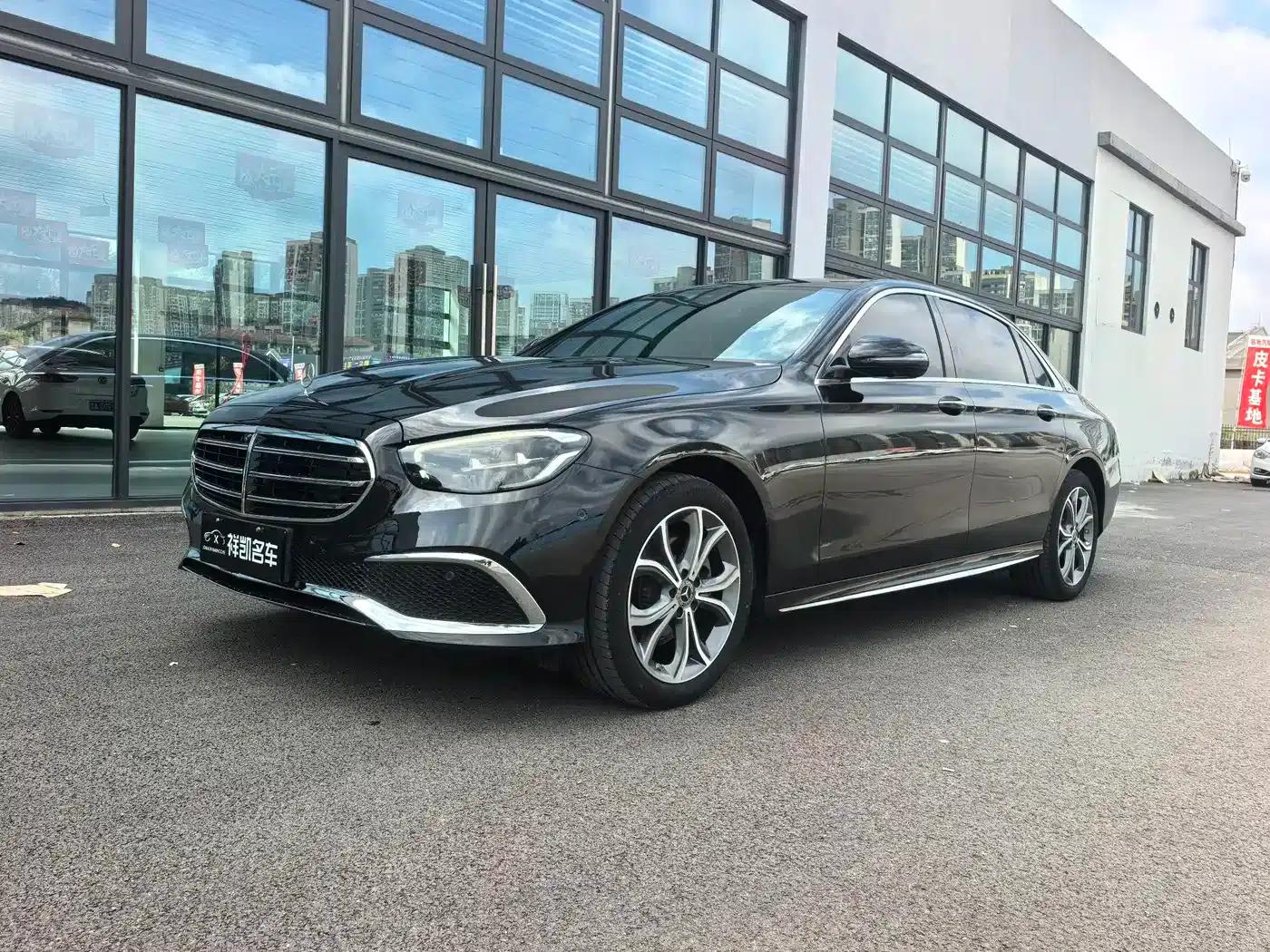 Mercedes-Benz E-Class 2022 E 300 L Sport Luxury — миниатюра 1