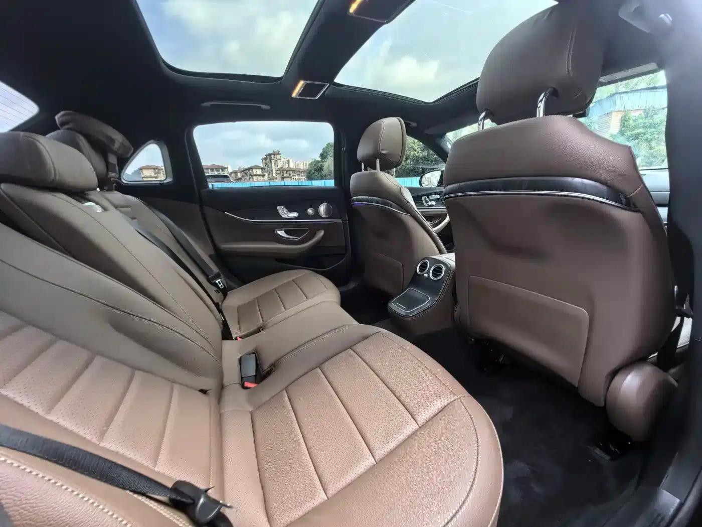 Mercedes-Benz E-Class 2022 E 300 L Sport Luxury — миниатюра 8