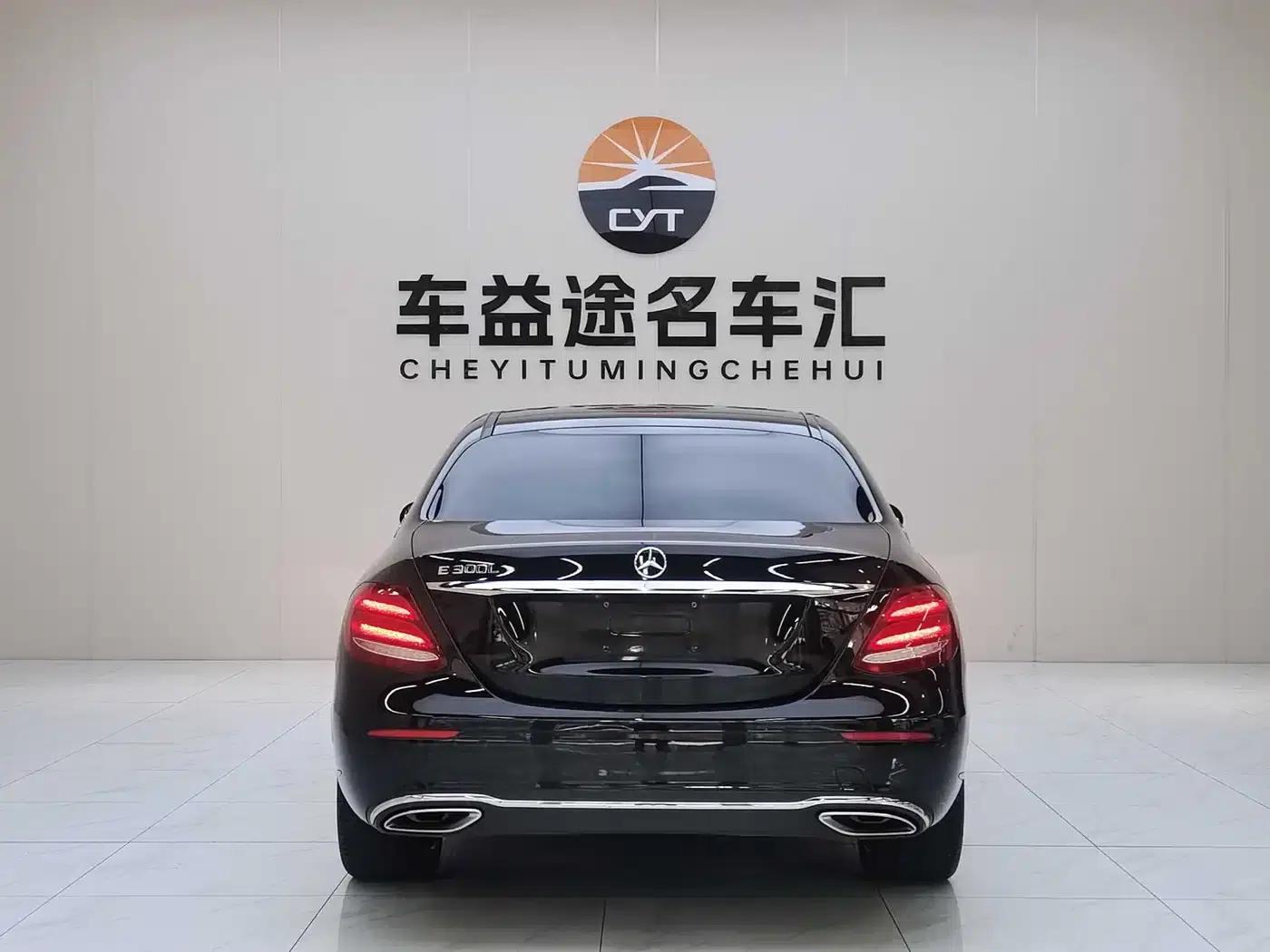 2016 Mercedes-Benz E-Class E 300 L Luxury — миниатюра 4