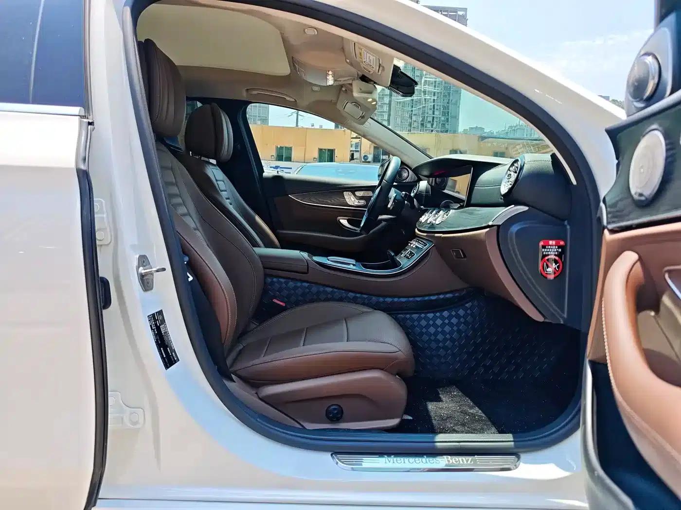 Mercedes-Benz E-Class 2019 E 300 L Sport Luxury — миниатюра 18