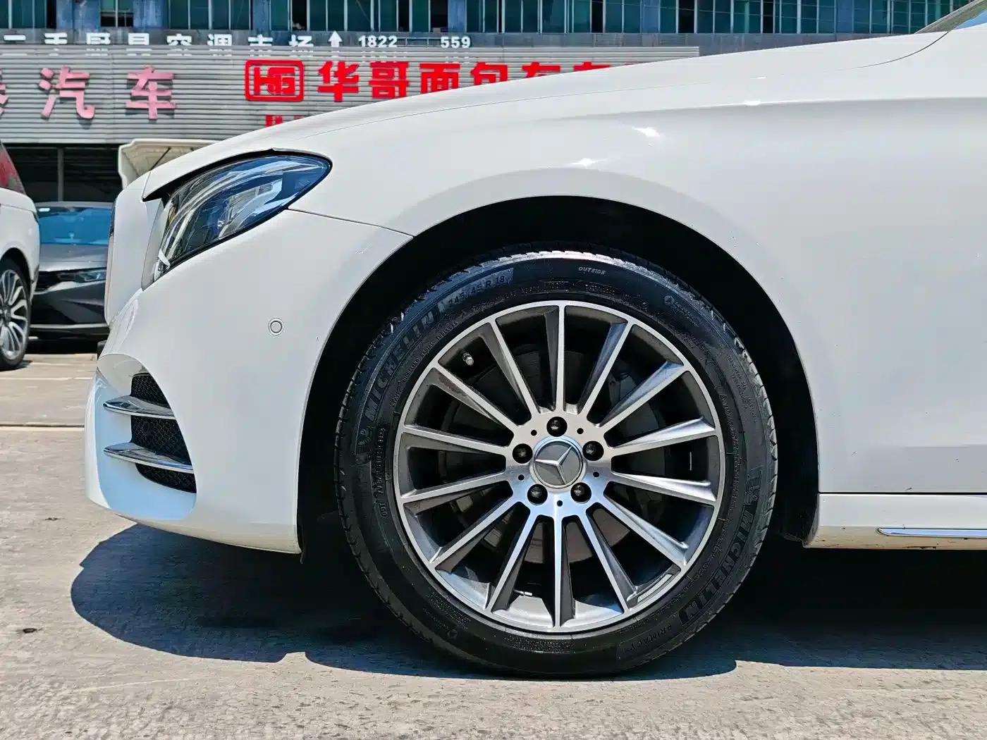 Mercedes-Benz E-Class 2019 E 300 L Sport Luxury — миниатюра 4