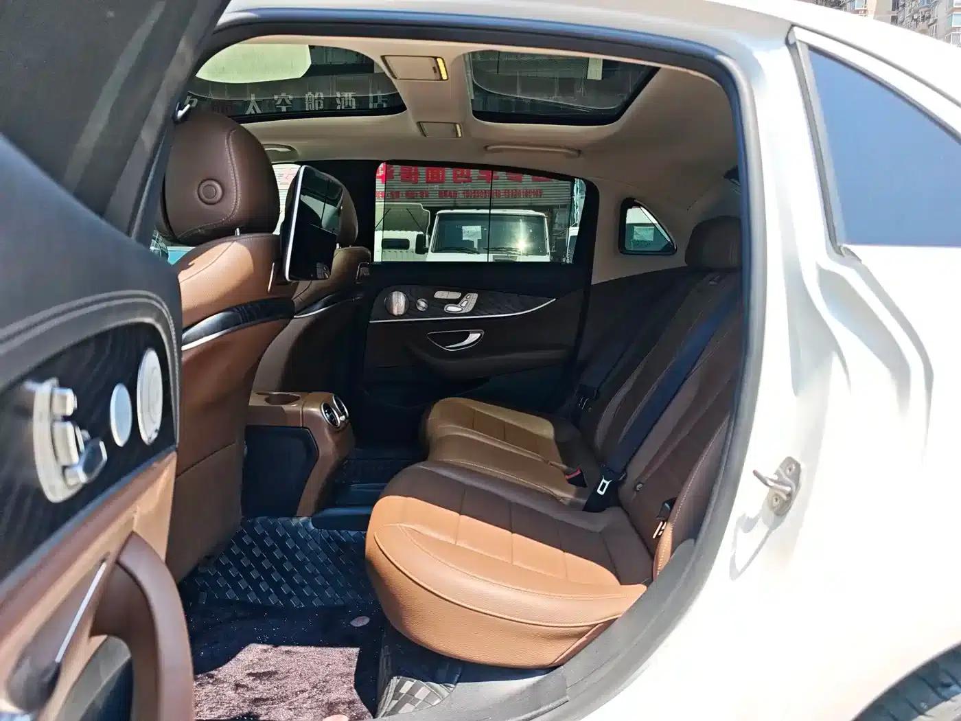 Mercedes-Benz E-Class 2019 E 300 L Sport Luxury — миниатюра 7
