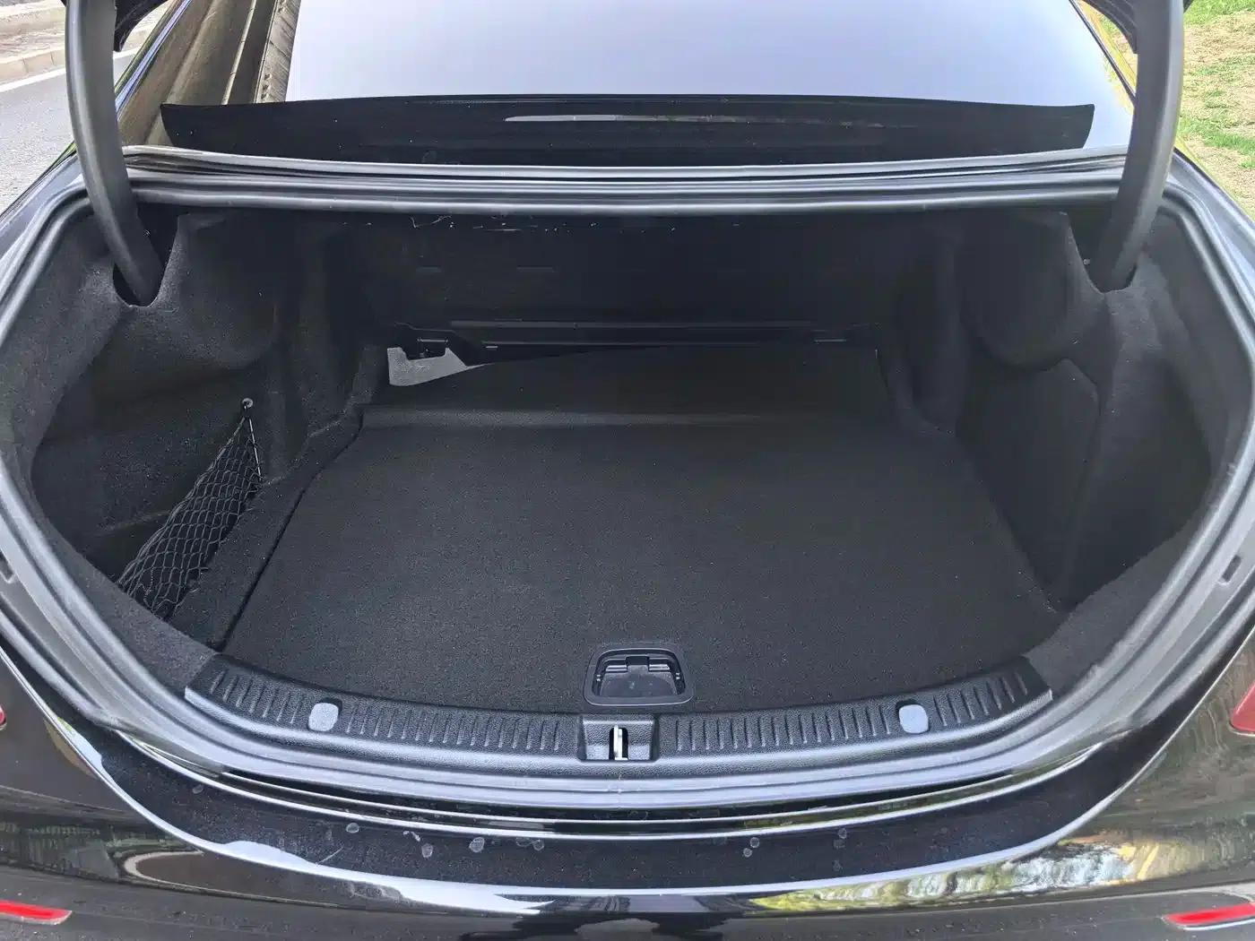 2020 Mercedes-Benz E-Class Facelift E 260 L — миниатюра 13